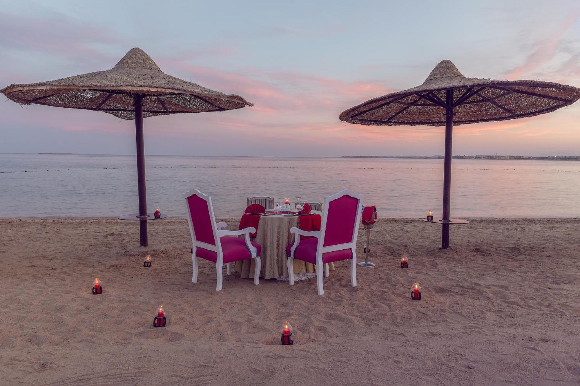 Old Palace Resort Sahl Hasheesh Hurghada Exterior foto Beach at the Hilton Sharm El Sheikh